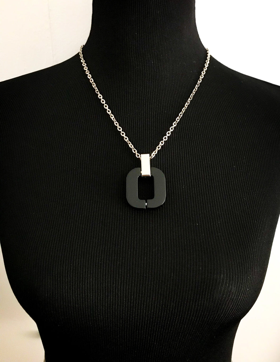 Black Small Pendant (with chain)